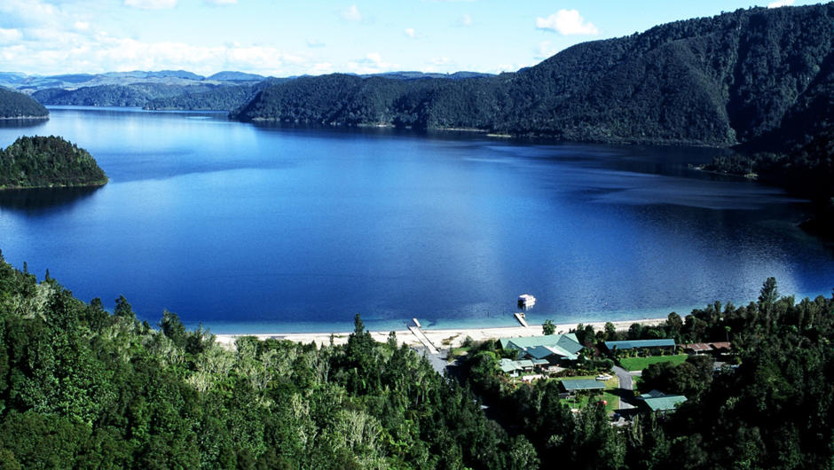 Ōkataina lake in rotorua