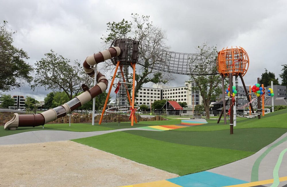 playground-rotorua-lakefront